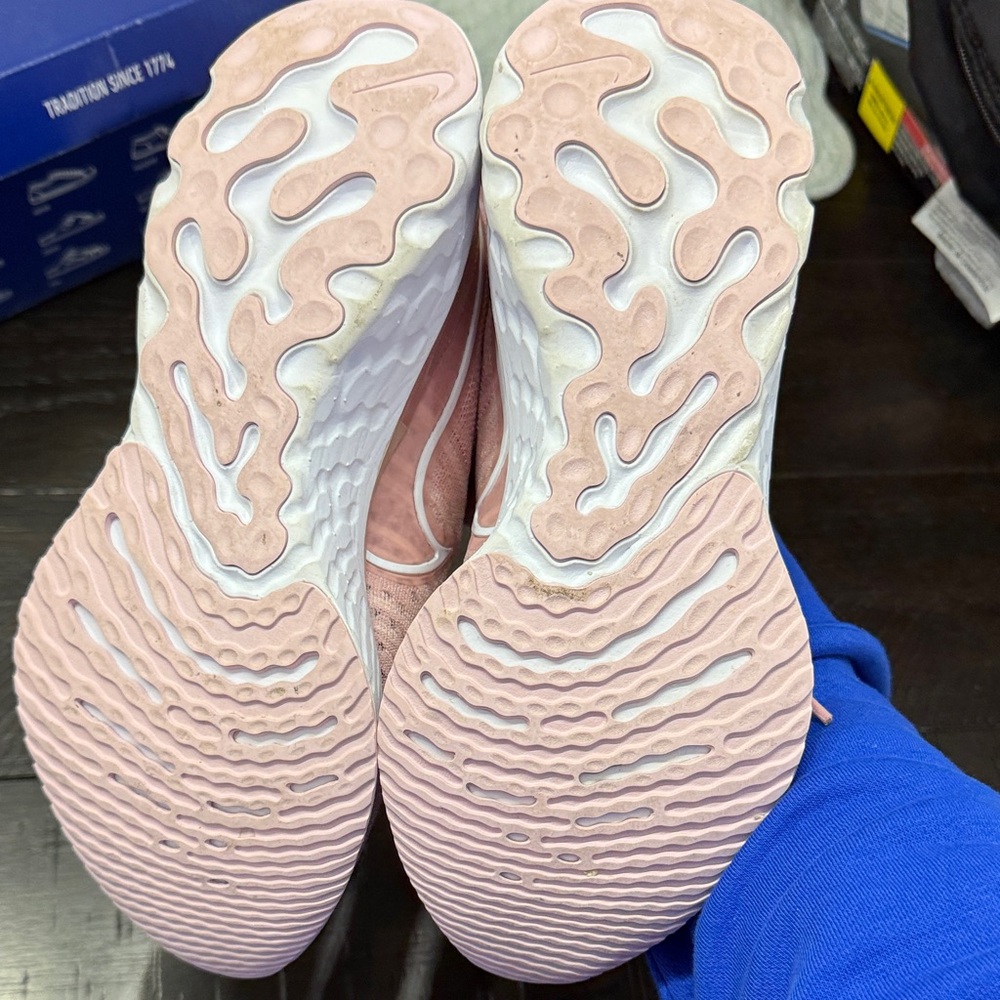 Nike Women's Blush Pink Athletic Shoes - Picture 3 of 3